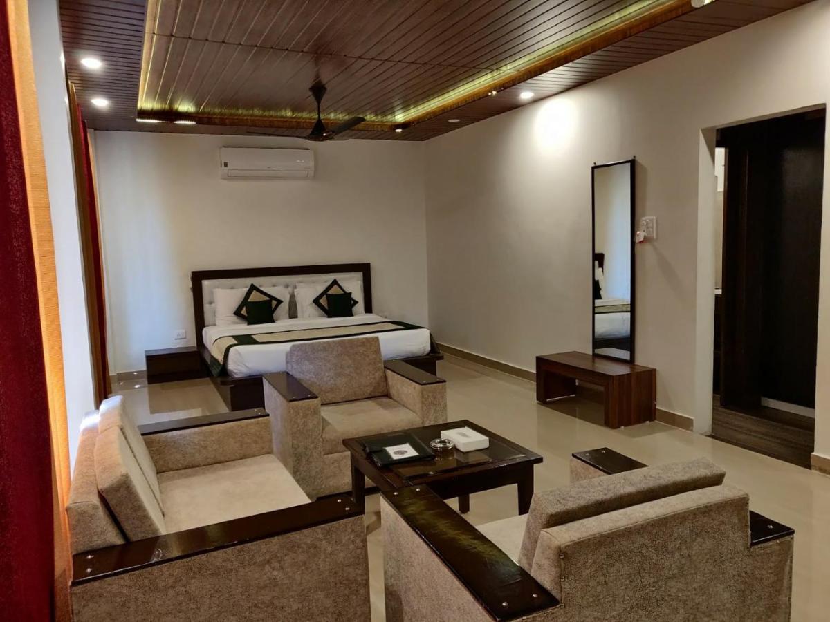 Skywood Resort Shoghi Shogi Kültér fotó