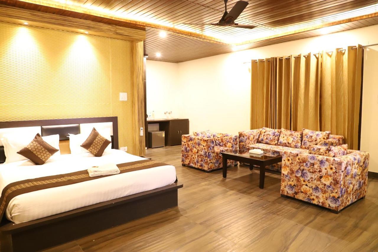 Skywood Resort Shoghi Shogi Kültér fotó