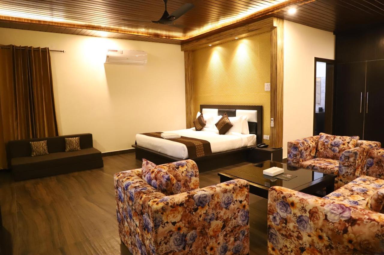 Skywood Resort Shoghi Shogi Kültér fotó