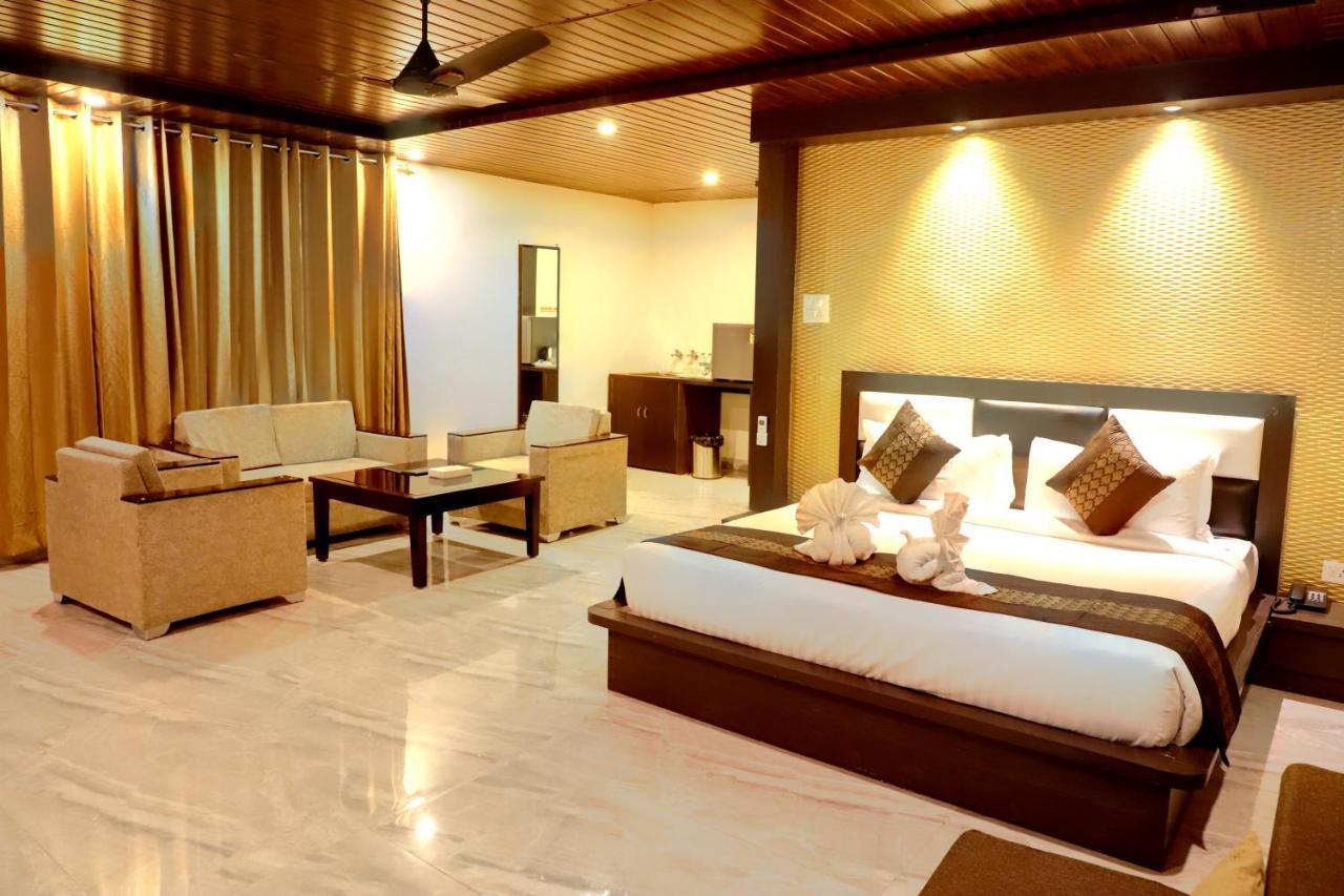 Skywood Resort Shoghi Shogi Kültér fotó