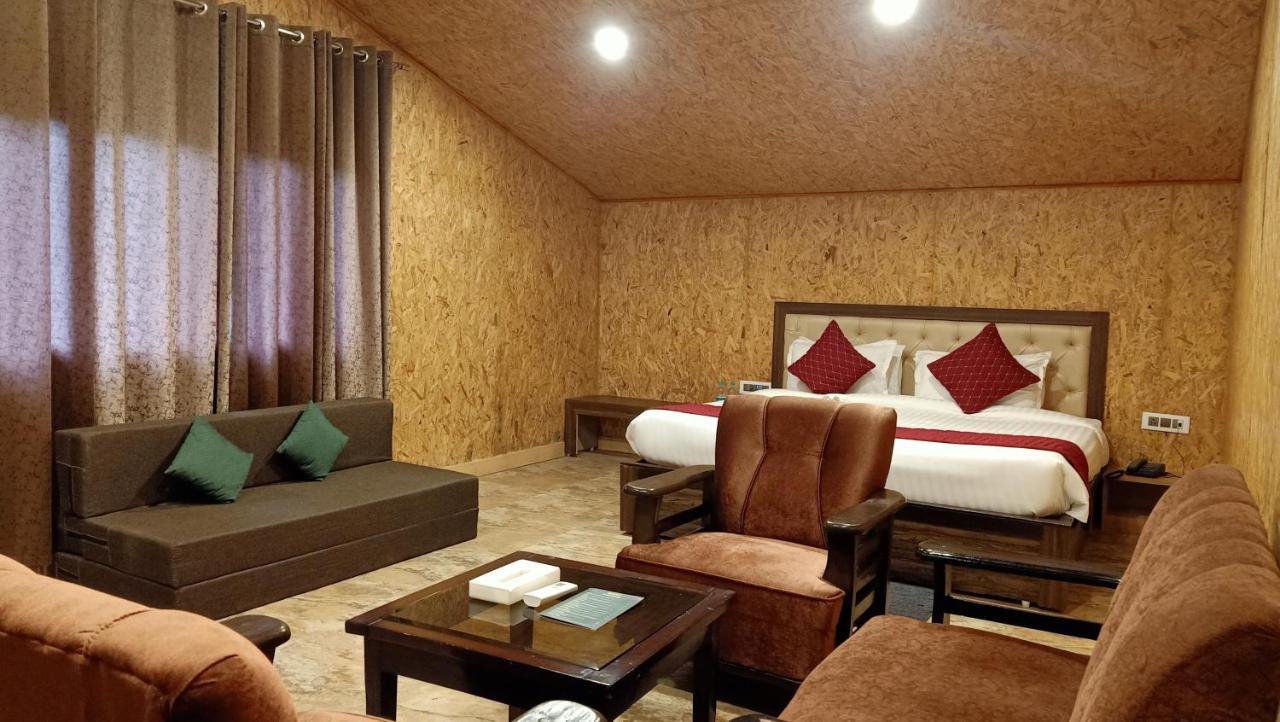 Skywood Resort Shoghi Shogi Kültér fotó