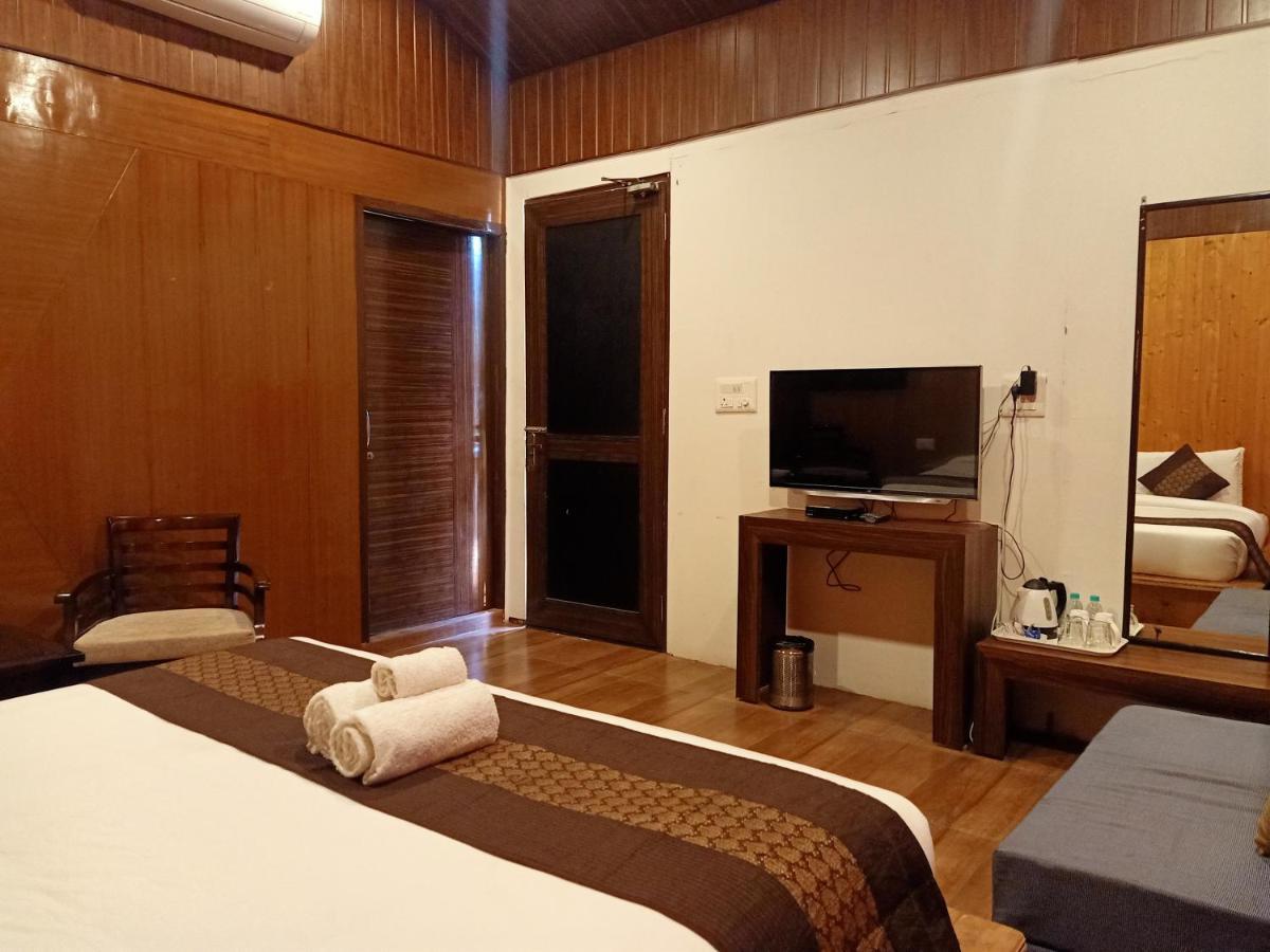 Skywood Resort Shoghi Shogi Kültér fotó