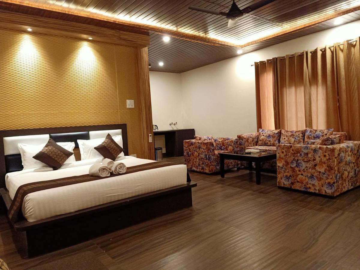 Skywood Resort Shoghi Shogi Kültér fotó